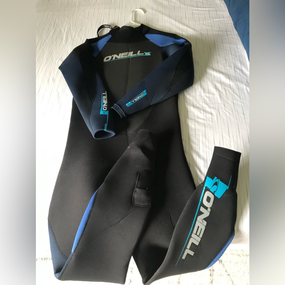 O’Neill wetsuit